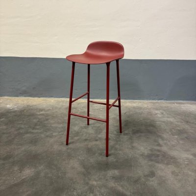 Tweedehands Barkruk – 75cm - Normann Copenhagen – Rood