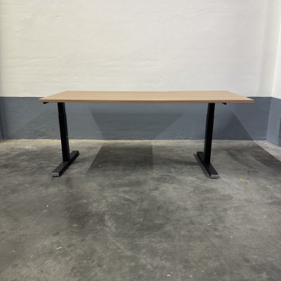 Tweedehands bureau 160x80 – hoogte instelbaar zit/sta