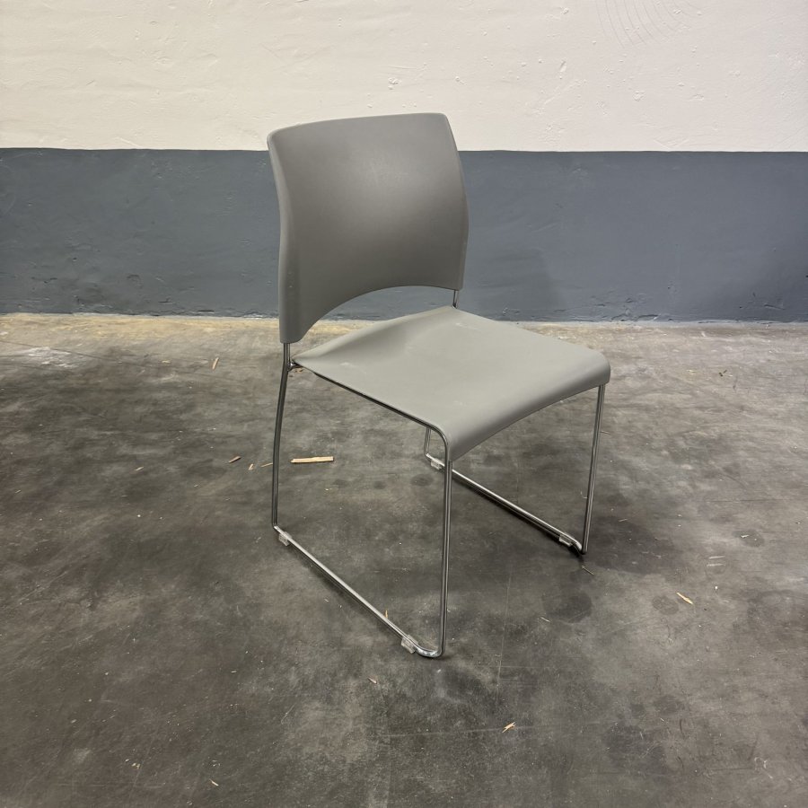 Tweedehands Sting kantinestoel – stapelbaar & duurzaam - Afbeelding 2