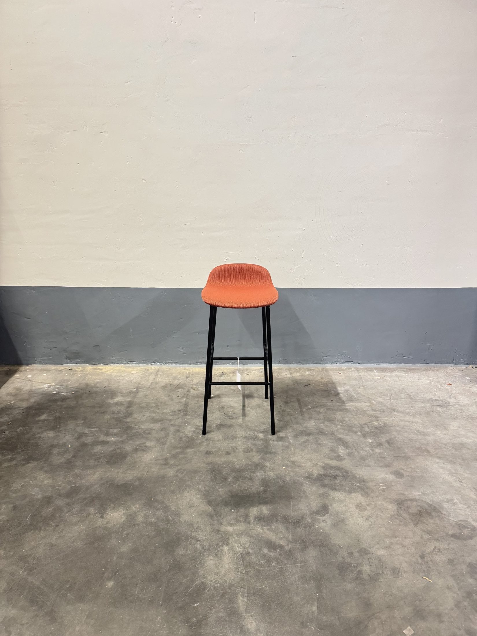 Tweedehands Barkruk – Normann Copenhagen - Form – Oranje - Afbeelding 5